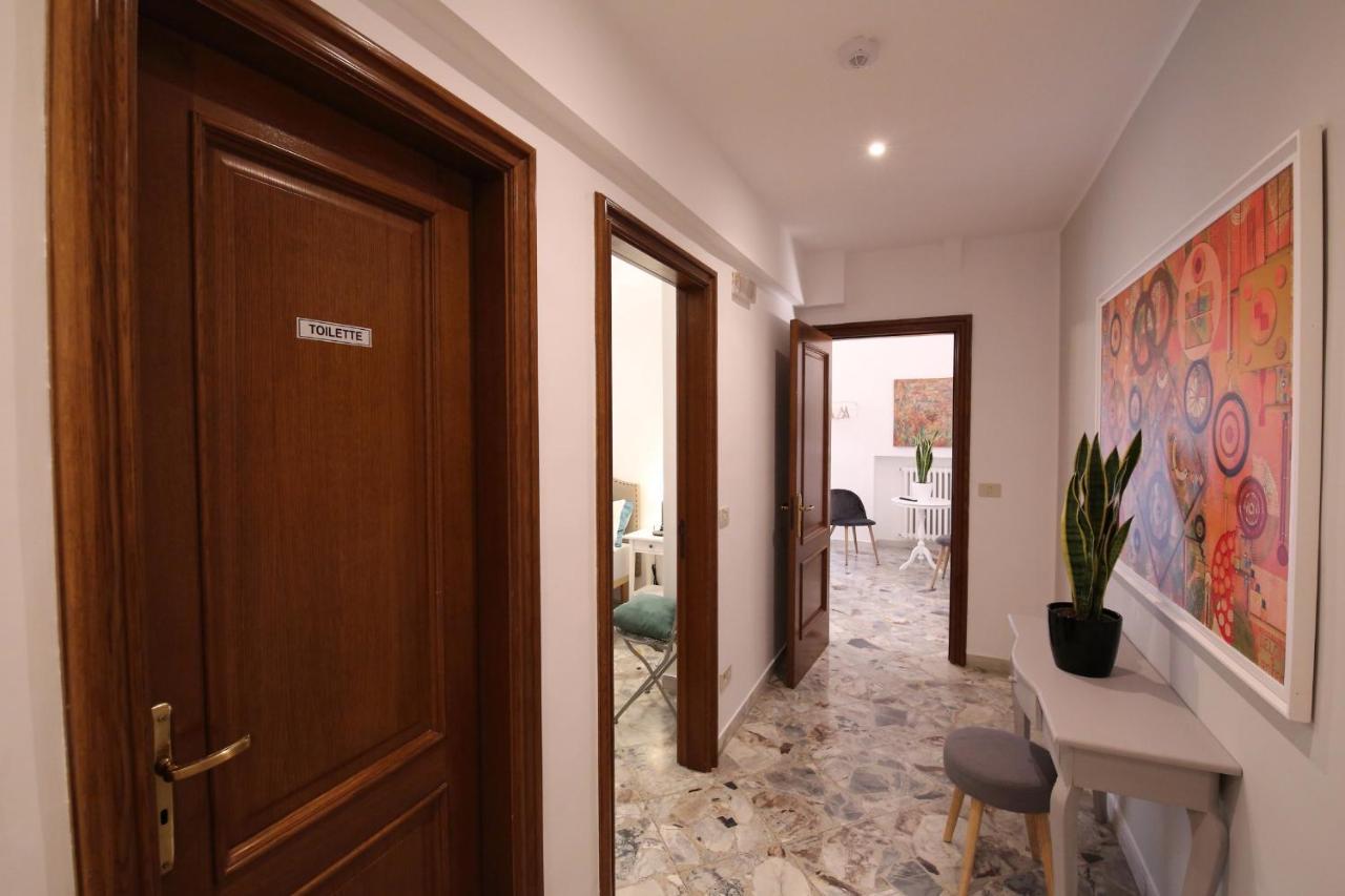 Hôtel Cavour & Savoia à Bari Extérieur photo