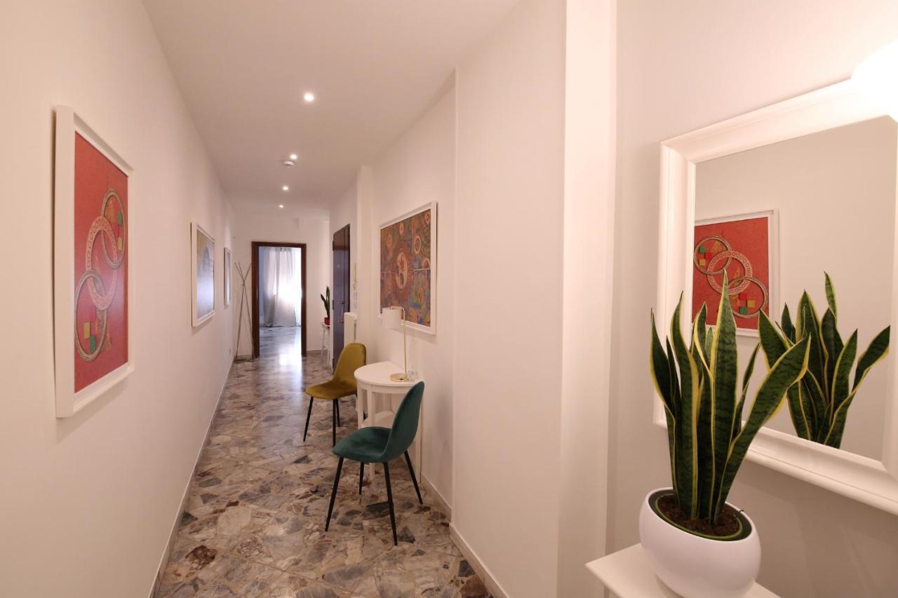 Hôtel Cavour & Savoia à Bari Extérieur photo