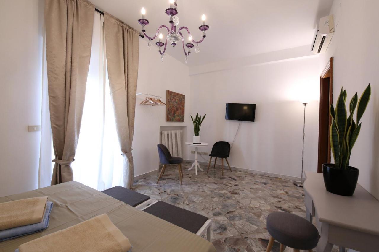 Hôtel Cavour & Savoia à Bari Extérieur photo