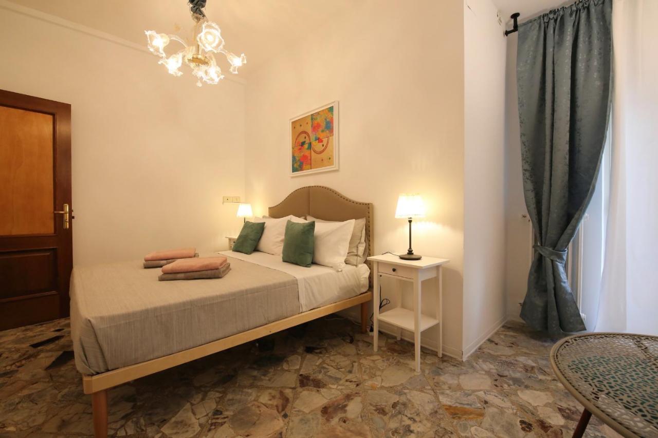 Hôtel Cavour & Savoia à Bari Extérieur photo